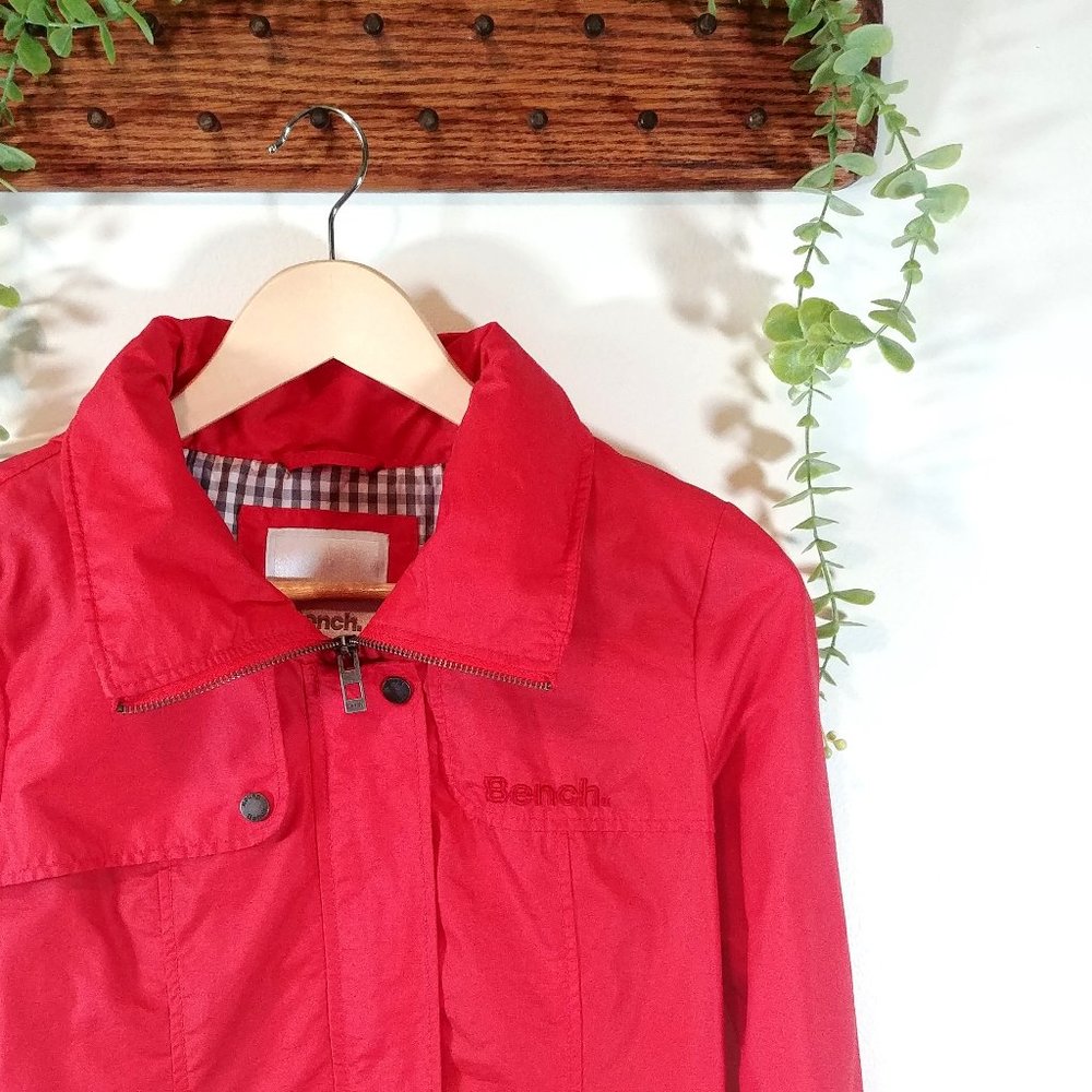 Bench Jacket/ Women's/ Red/ Light/ Size Small